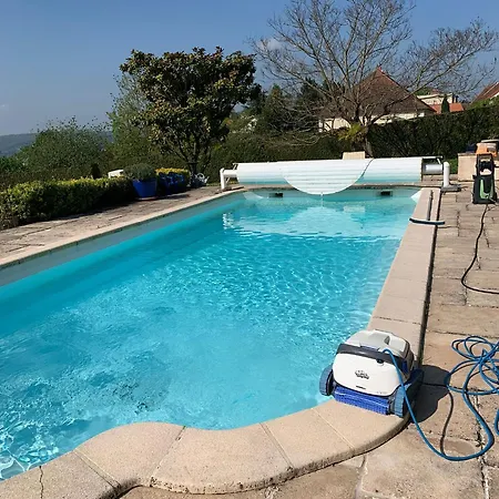 Holiday home Maison Entiere Et Spacieuse Dovie Chateau-Thierry